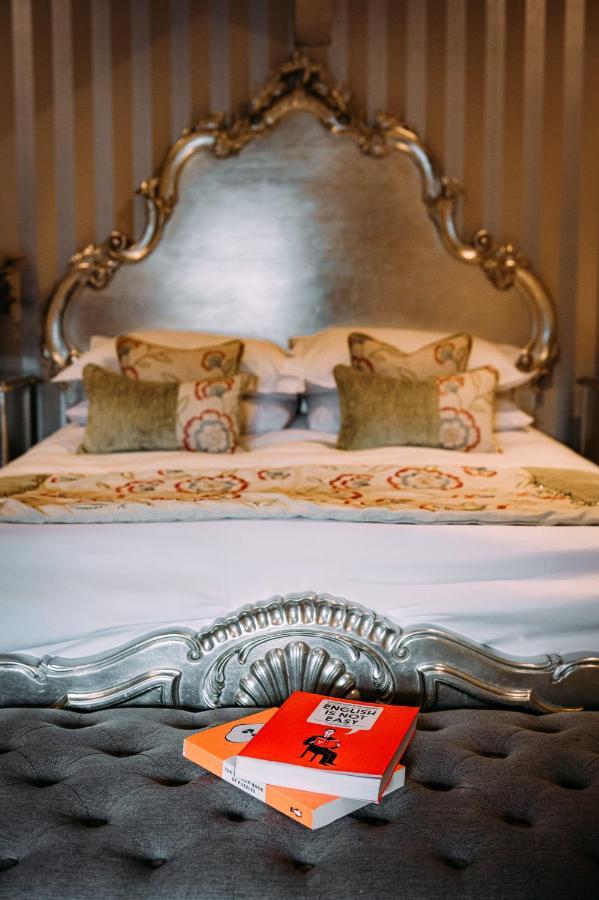 The Royal Hotel 커크비로즈데일 외부 사진